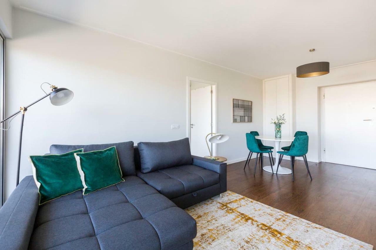 Appartamento Amazing Flat - Pool&Parking Lisbona Esterno foto